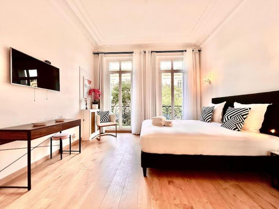 Charme Et Volupte A Republique Apartment *
